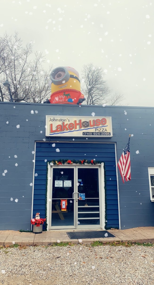 Johnstons Lakehouse Pizza